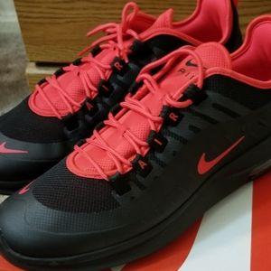 Nike Air Max Axis